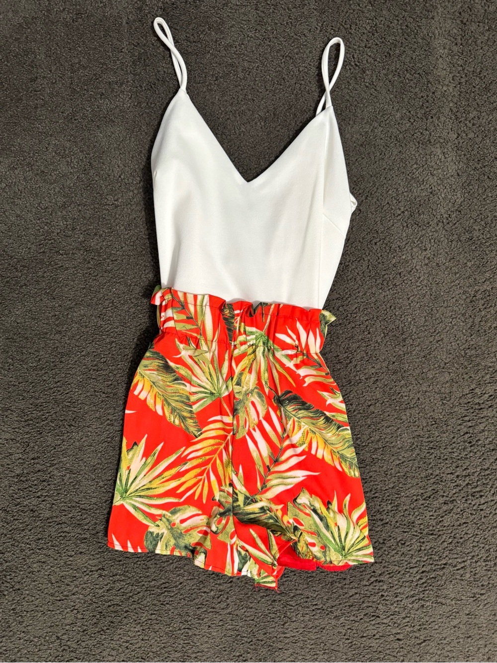 a'gaci White Top Red Tropical Print Romper